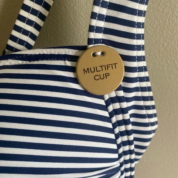 Nip Tuck‎ SWIM Women 10 One Piece Swimsuit Bathing Suit Striped White Navy Blue - Picture 2 of 9